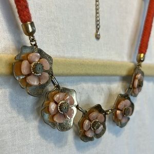 Women’s Pink and Gold Flower Statement Necklace